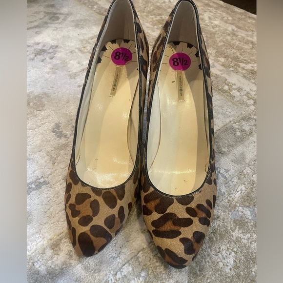 Max Studio Calf Leather Animal Print Pumps - Picture 3 of 8